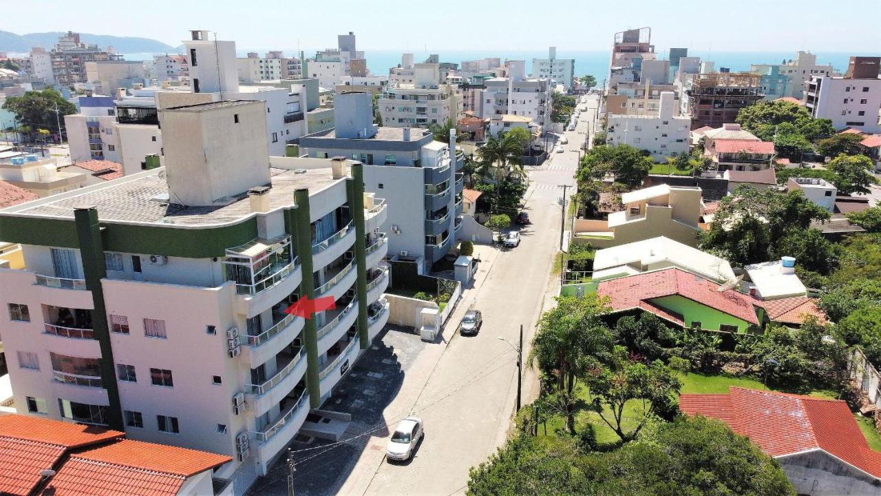 1024 - Apartamento Em Bombinhas Para Locacao De Temporada - Praia De Bombas Kültér fotó