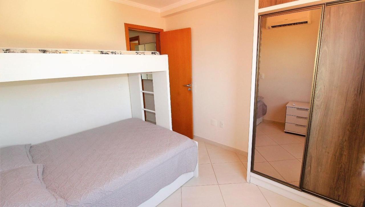 1024 - Apartamento Em Bombinhas Para Locacao De Temporada - Praia De Bombas Kültér fotó